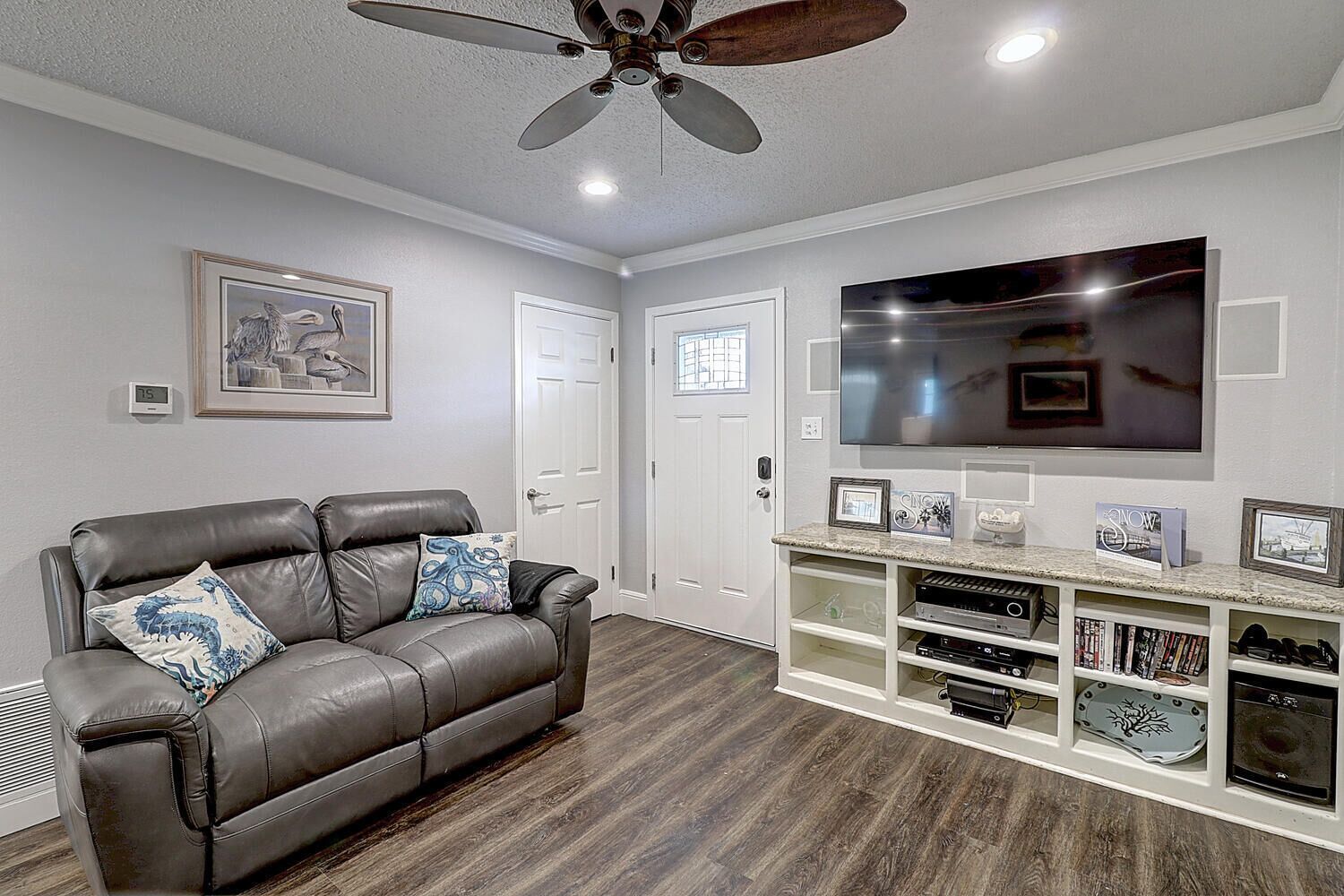 Pearl Reef, 4 Bedroom home with Great Outdoor Space!