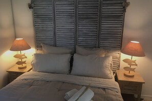 2 habitaciones y escritorio 