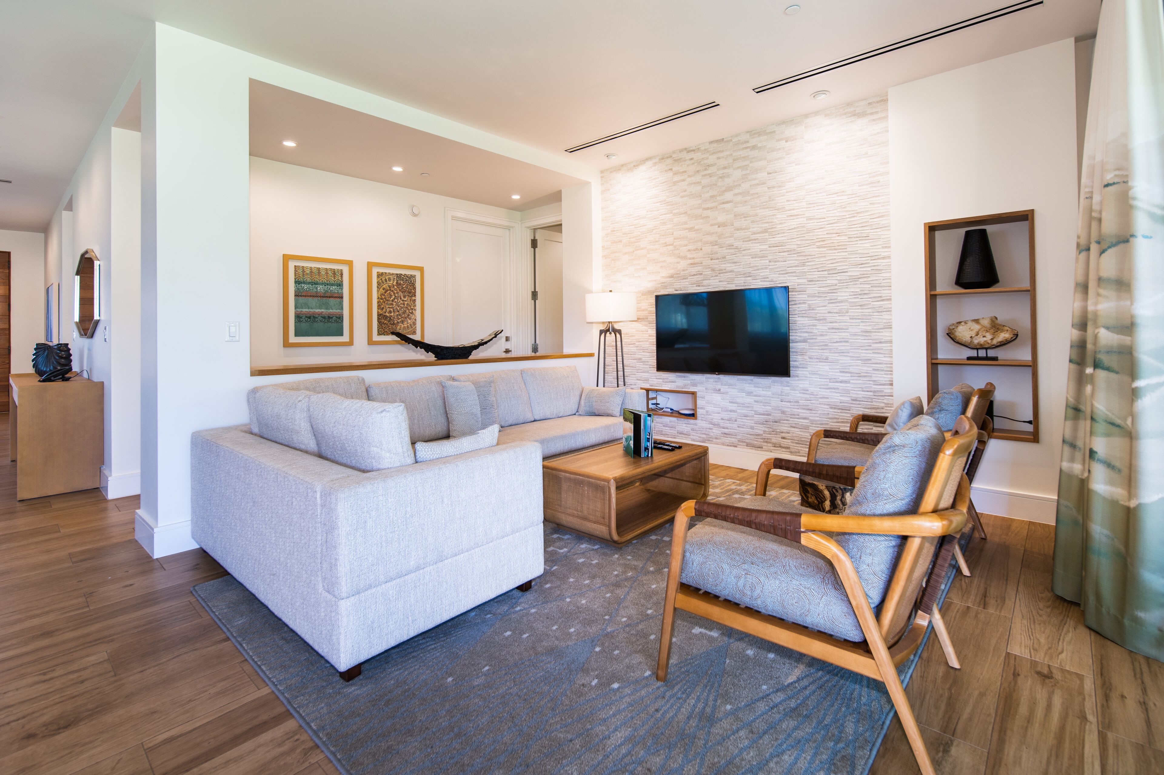 Luxury Private Luana Garden Villa 7D, Gourmet Kitchen, Balcony w BBQ, 2nd Floor