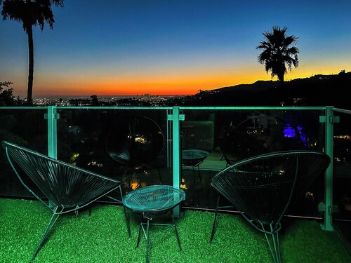 Stunning Views Hollywood Hills Lux Living
