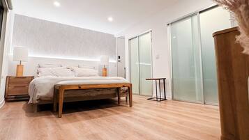 2 bedrooms, desk, iron/ironing board, free WiFi