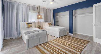 Mid Century Stunner by Homeslice Stays