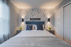 5 bedrooms, laptop workspace, iron/ironing board, bed sheets