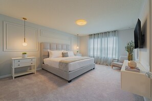5 bedrooms, laptop workspace, iron/ironing board, bed sheets