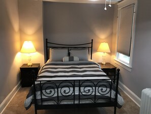 3 chambres, fer et planche à repasser, lit parapluie, Wi-Fi gratuit