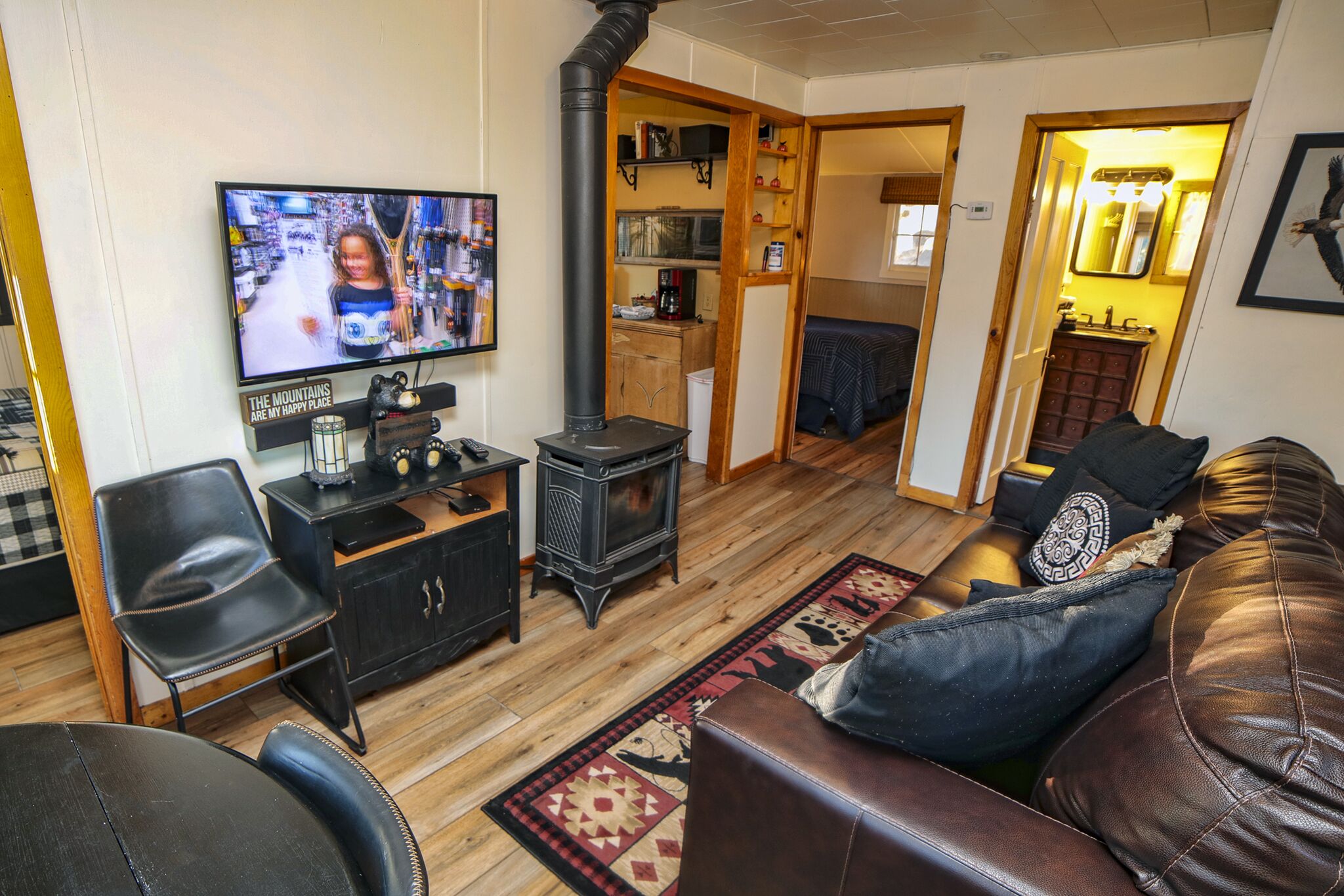 2 Bedroom with Great View from Wrap-Around Deck