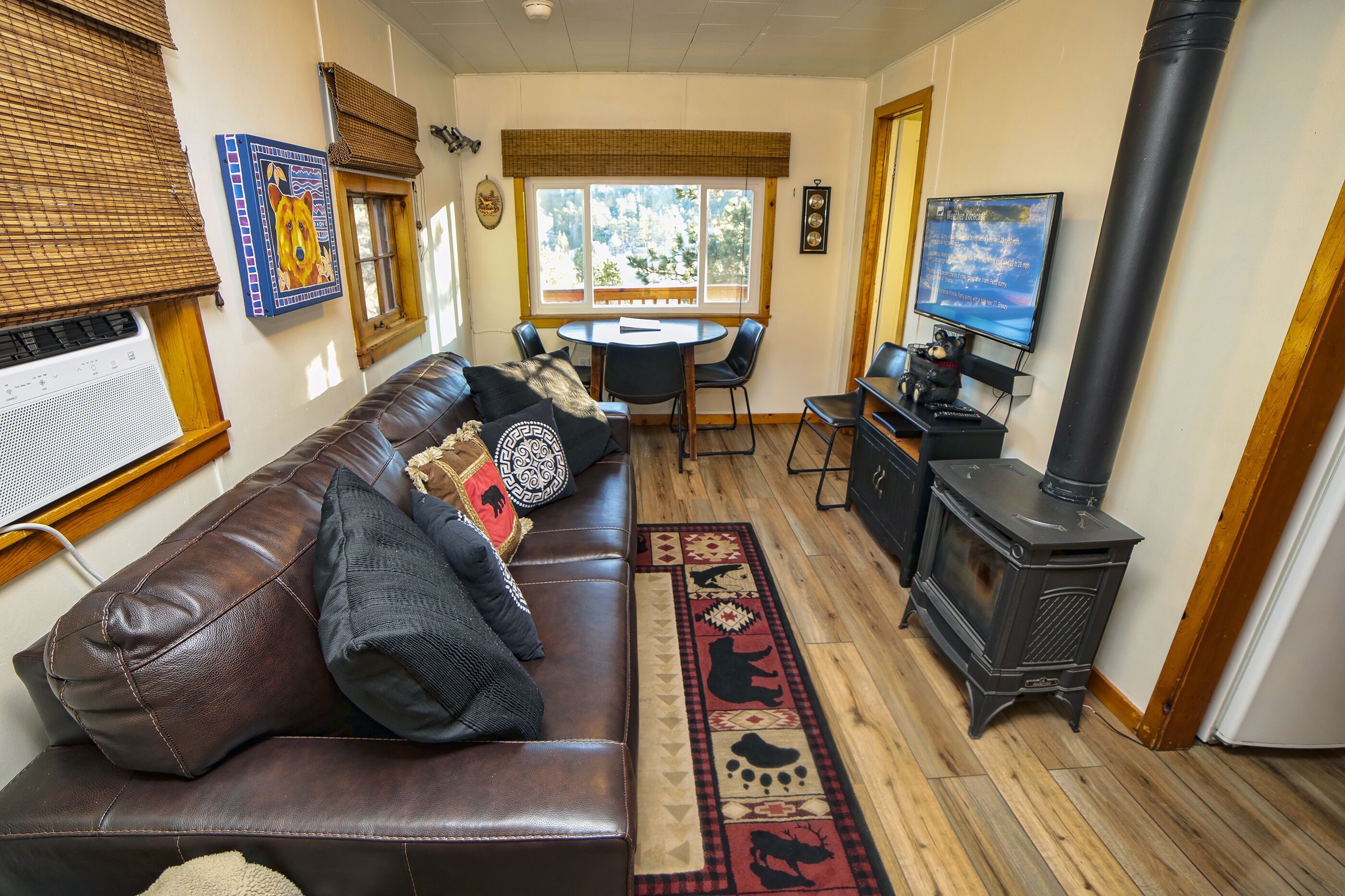 2 Bedroom with Great View from Wrap-Around Deck