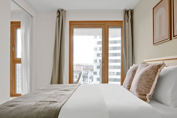 1 bedroom, iron/ironing board, WiFi, bed sheets