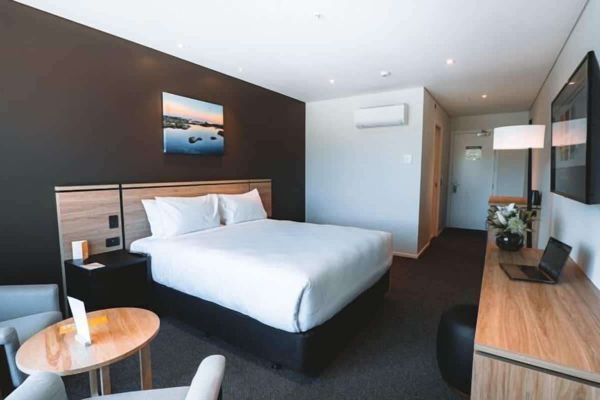 1 bedroom, in-room safe, soundproofing, iron/ironing board