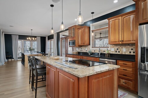 Luxe Innsbrook Resort Home - Lakes/Golf/Trails