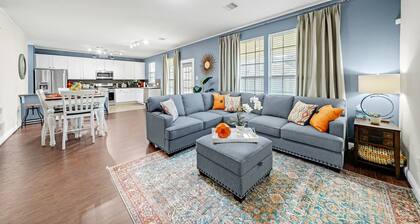 Exquisite Legends Cottage in Spring TX