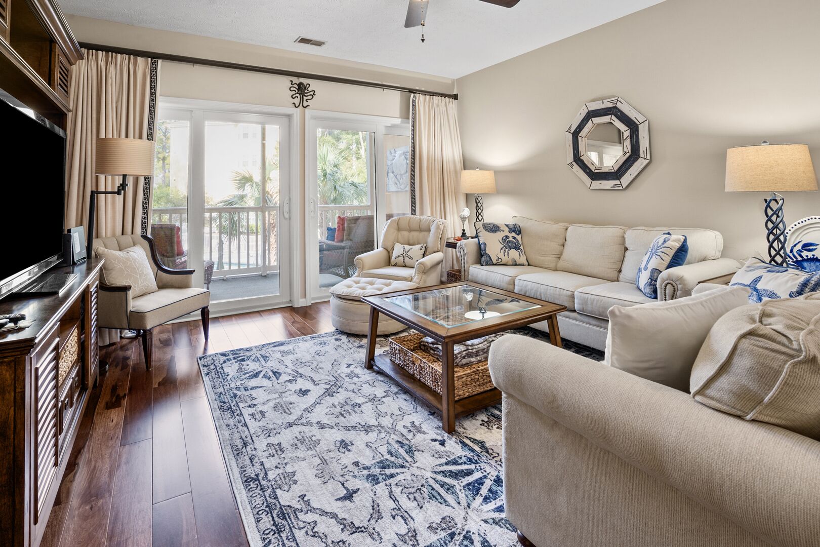 Vacation paradise family rental with lots of amenities in popular Ocean Drive Beach