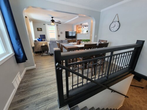 THE AVOCADO ABODE ! Glacier National Park DT Columbia Falls Whitefish KIDS FAV!!