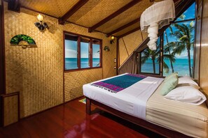 3 bedrooms, iron/ironing board, travel cot, free WiFi