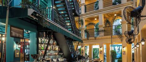 Breakfast, lunch and dinner served