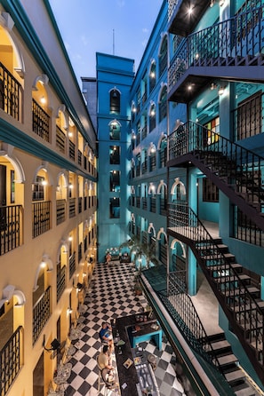 Bar (on property) - The Quba Boutique Hotel Pattaya (Pattaya)