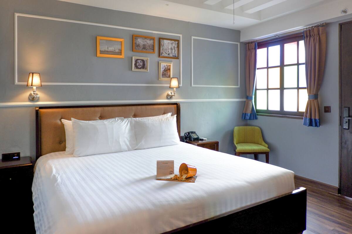 Desk, iron/ironing board, free WiFi, bed sheets