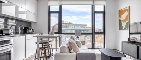 テレビ、ステレオ