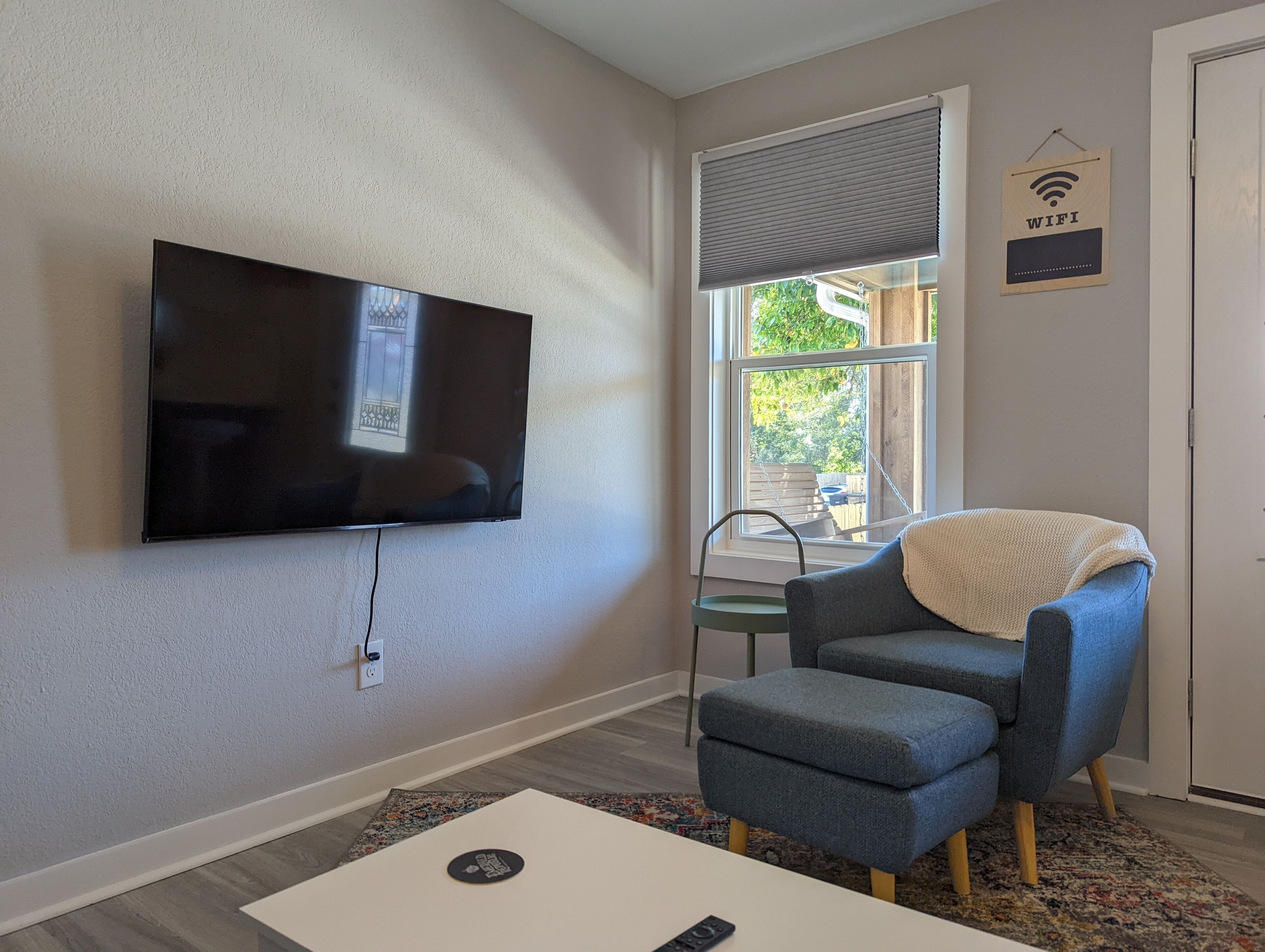 Beautiful, remodeled home close to Downtown