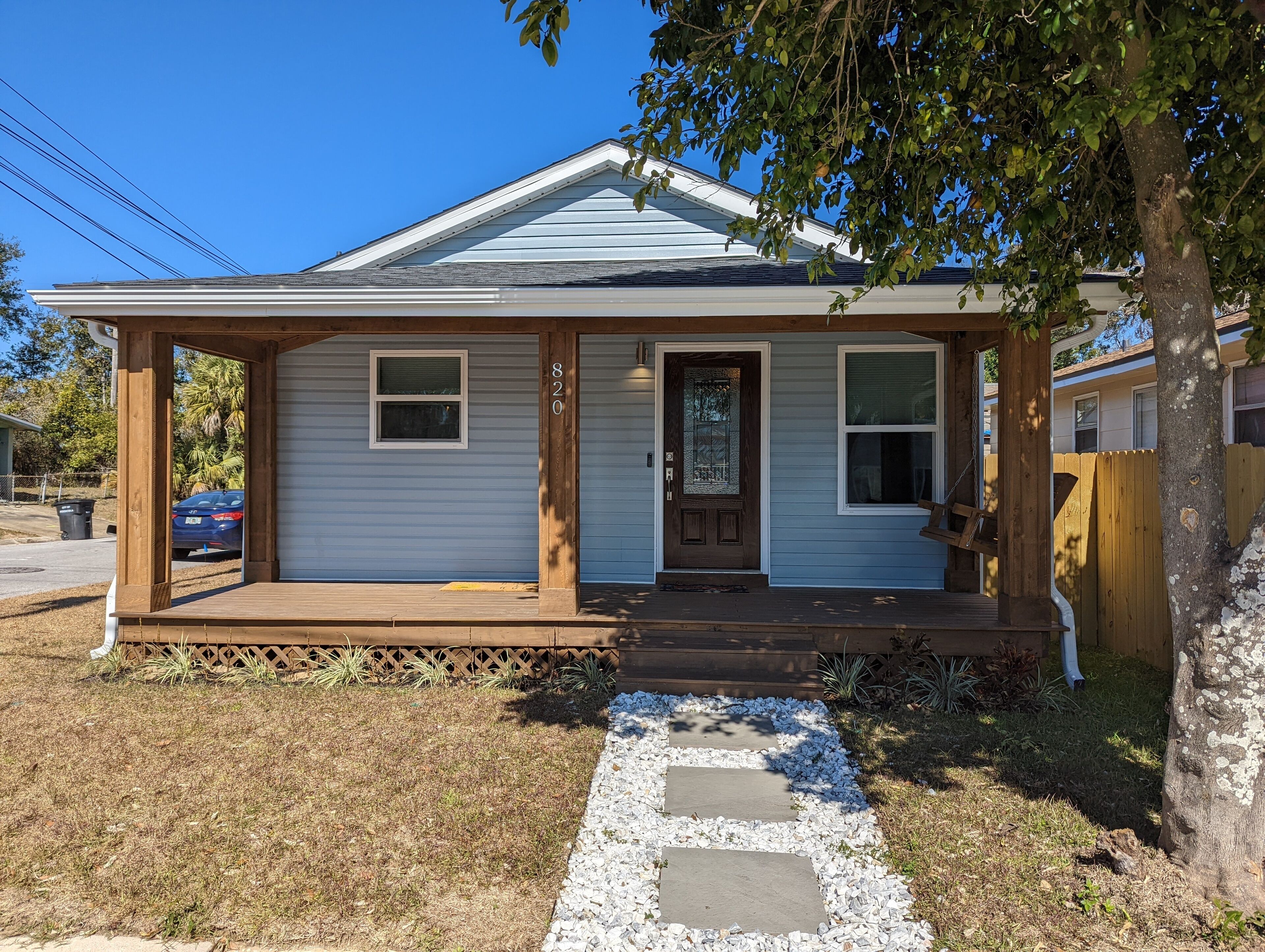 Beautiful, remodeled home close to Downtown