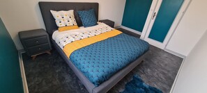 2 chambres, fer et planche à repasser, Wi-Fi gratuit