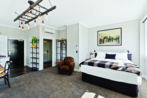 Chief Macfarlane | Egyptian cotton sheets, premium bedding, down duvets, pillow-top beds - Hokitika Fire Station Boutique Accommodation (Hokitika)