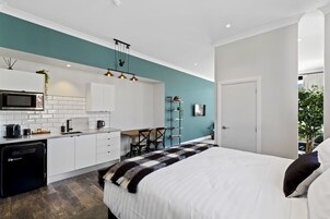 开间 (Chief Millard) | 私人厨房 | 微波炉、意式浓缩咖啡机、茶具/咖啡用具、电热水壶