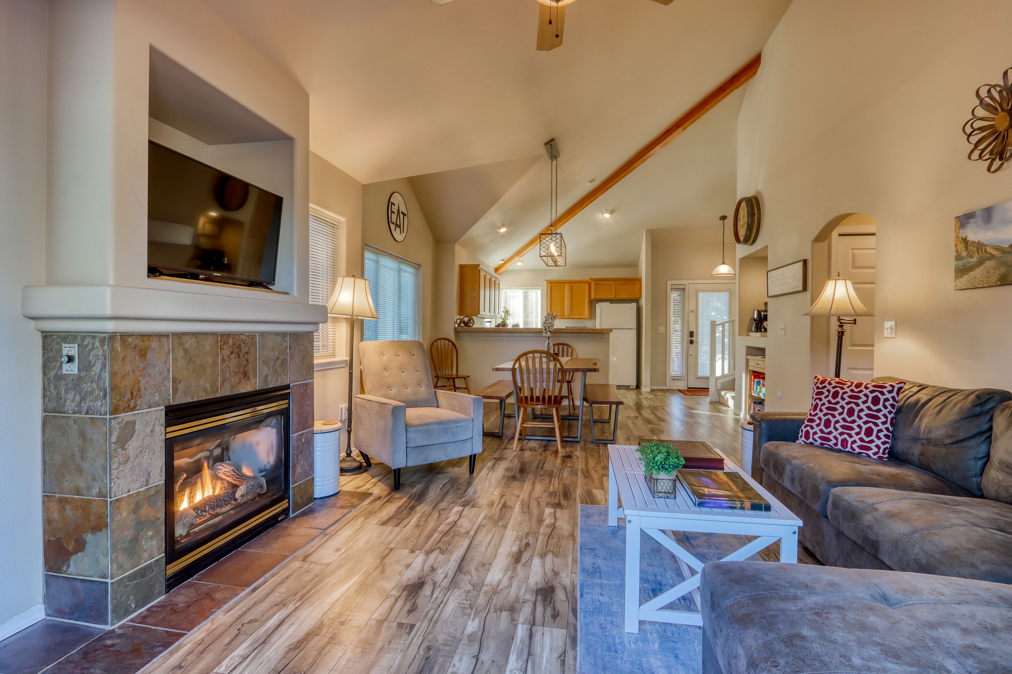 Secluded Dog-Friendly Home with Private Hot Tub, Furnished Deck, and Gas Grill