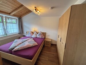 1 chambre, accès Internet, draps fournis