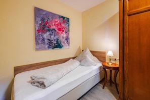 2 Schlafzimmer, Internetzugang, Bettwäsche