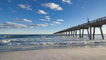 Beach nearby, beach towels