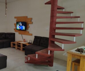 Smart TV - Beach house, Sapê - Maranduba, dead end street, tranquility and beautiful landscape! (Ubatuba)