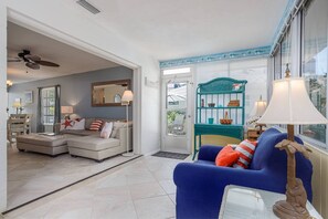 Unclassified image, 2 of 50, button