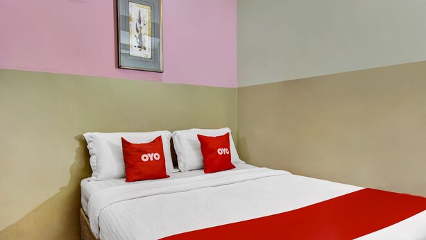 Standard Double Room | Free WiFi, bed sheets - SPOT ON 90463 Hotel Bintang Kajang (Kajang)
