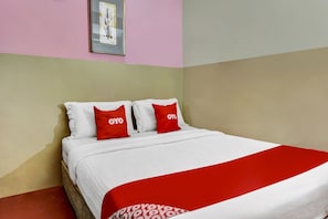 Habitación doble estándar | Wifi gratis y ropa de cama 
