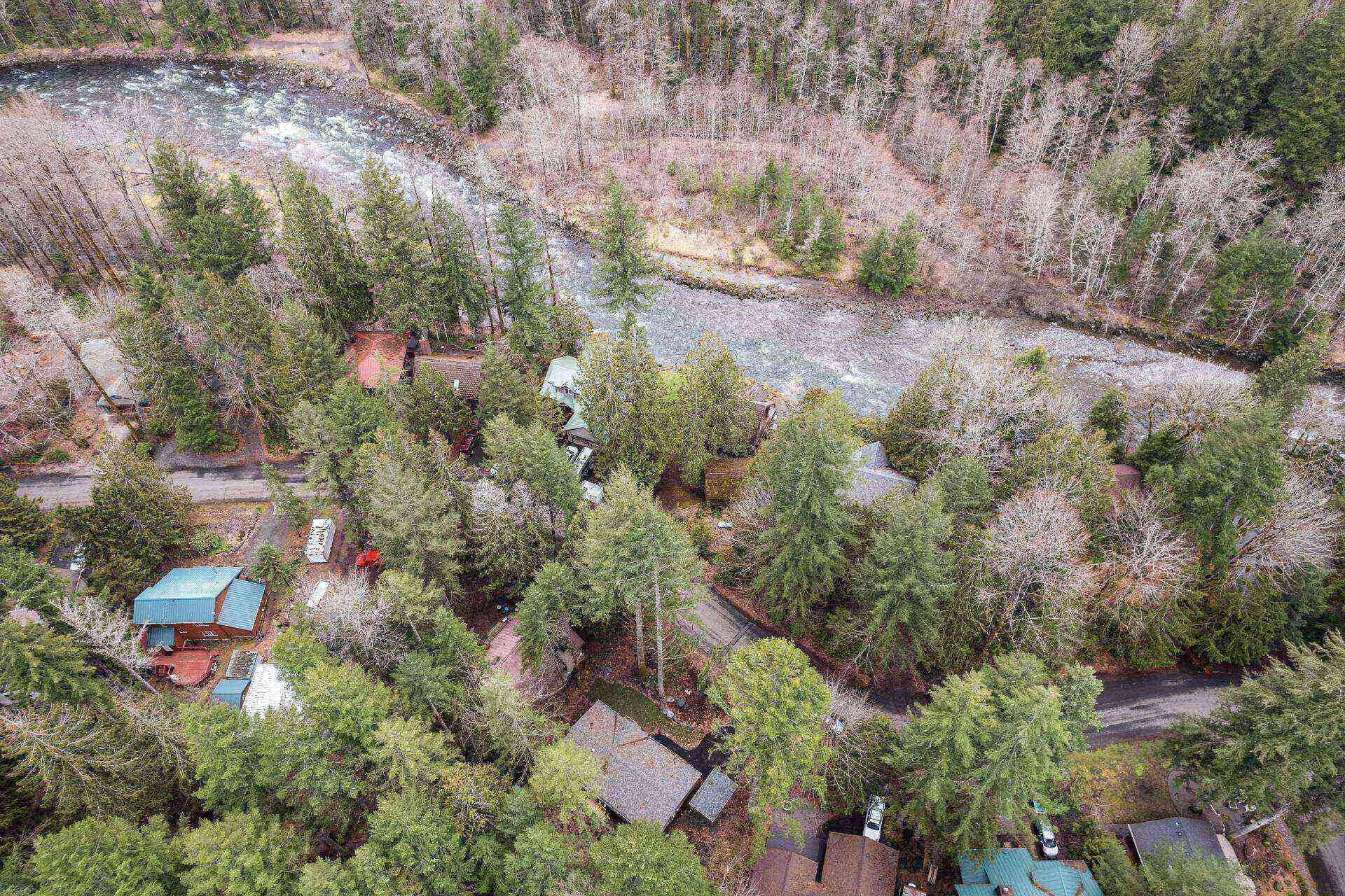 Newly Constructed, Single Level, Open Layout, Walk to Sandy River, 17 Miles to Government Camp