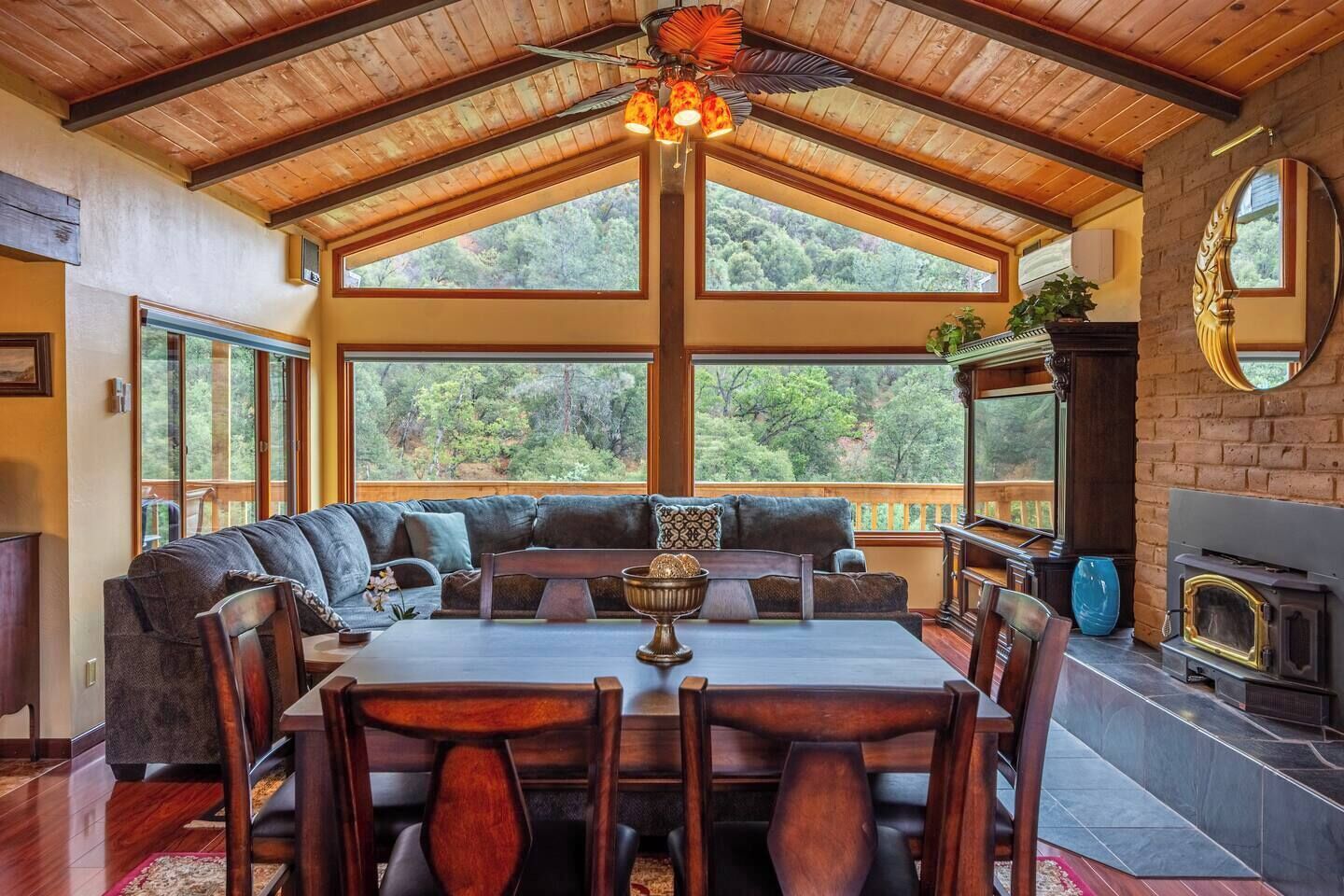 TV, fireplace, books, offices