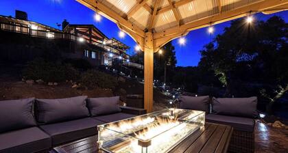 Waterfall View Retreat near Yosemite with Spas