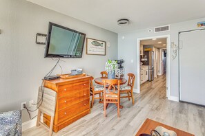 Interior - Balcony & Beach View! Remodeled N Myrtle Beach Gem (North Myrtle Beach)