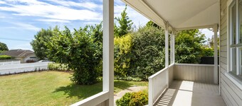 Corokia Villa - Classic Kiwi Villa on the fringe of Richmond town centre