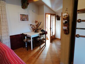 تناول الطعام