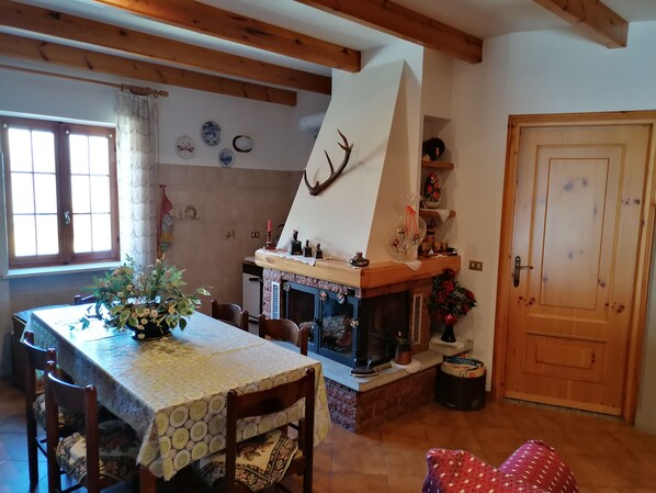 تناول الطعام