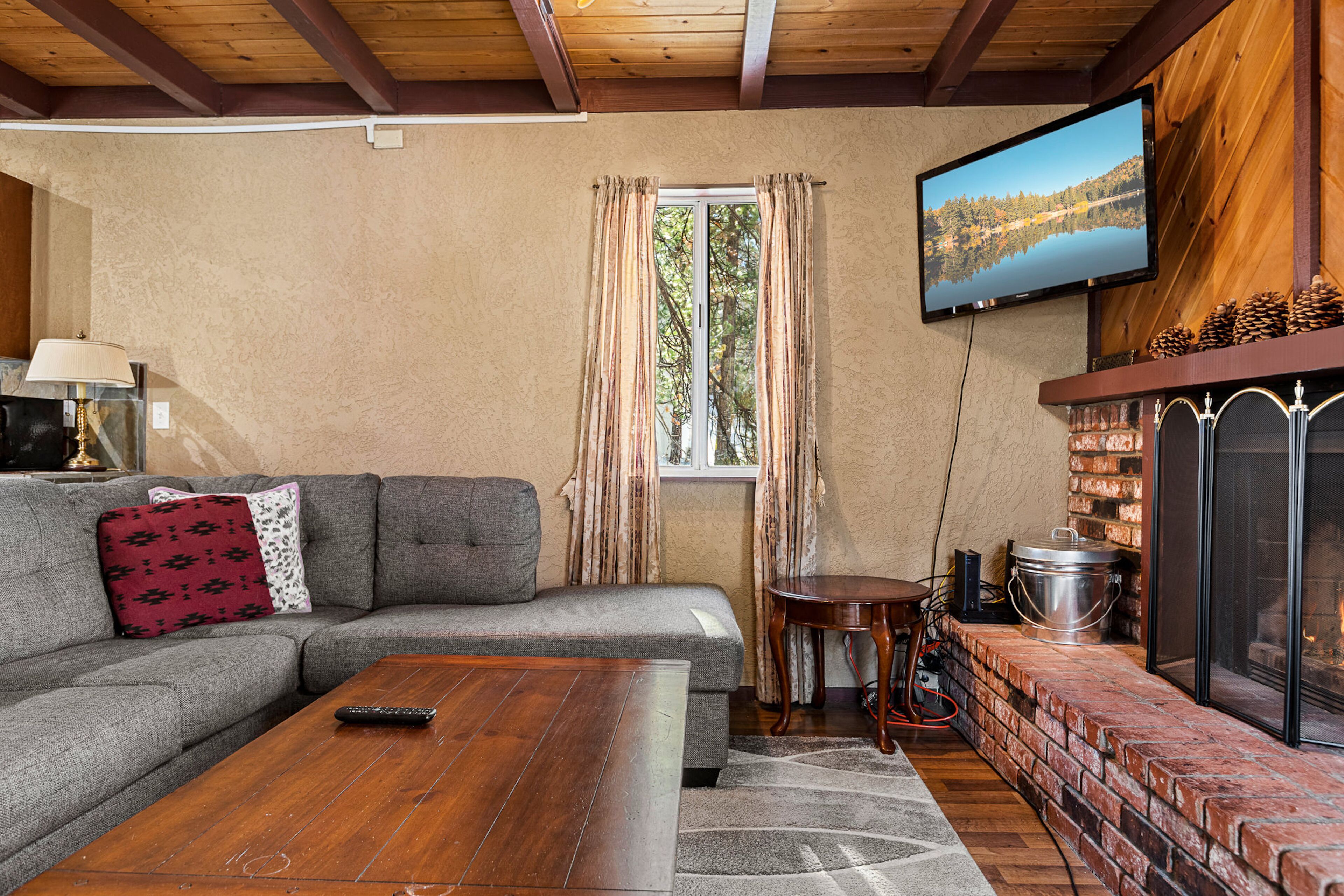 Cozy home with wood-burning fireplace, WiFi, game room, deck, & washer/dryer