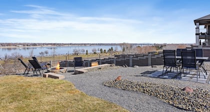 Best River View, Great Discounts, Return Guests Send Inquiry for Special Rate