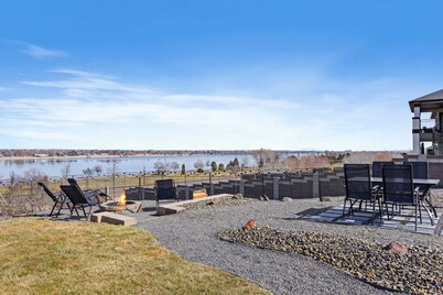 Best River View, Great Discounts, Return Guests Send Inquiry for Special Rate