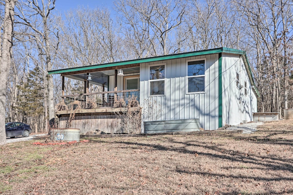 Rustic Retreat - Steps to Pomme De Terre Lake