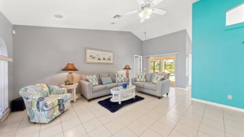 House (Flamingo) | Exterior