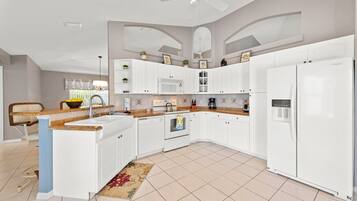 House (Flamingo) | Exterior