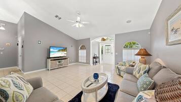 House (Flamingo) | Exterior