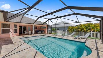 House (Flamingo) | Exterior